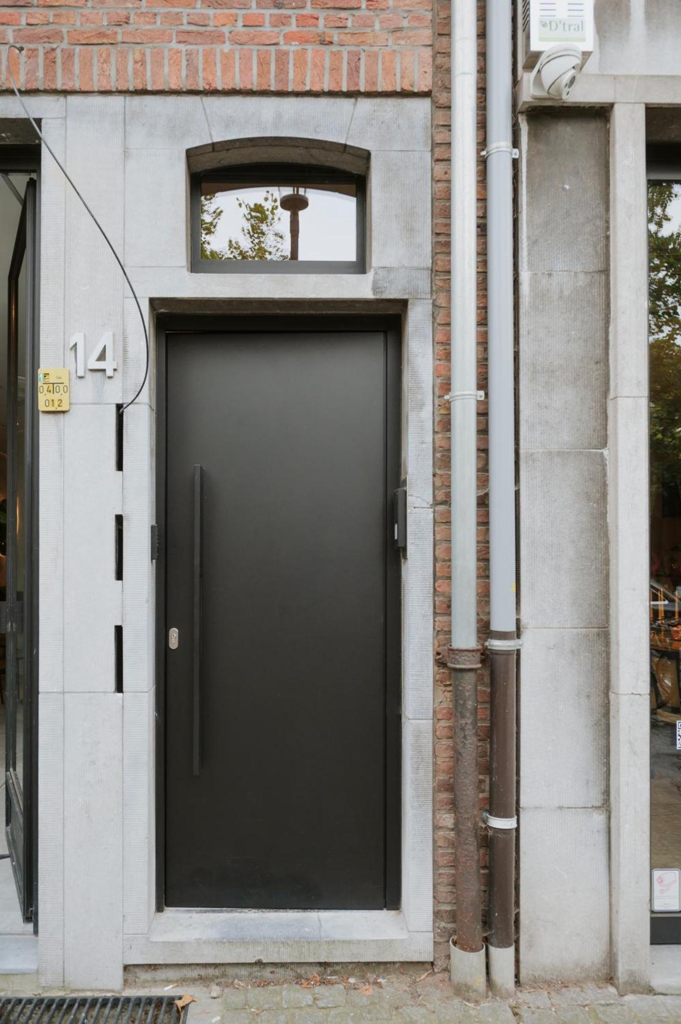 Shway - The Proof Reader Apartment Antwerpen Ngoại thất bức ảnh